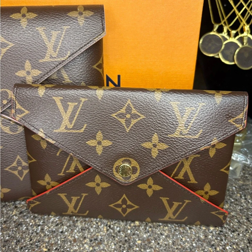 Louis Vuitton Monogram Envelope Clutch Set